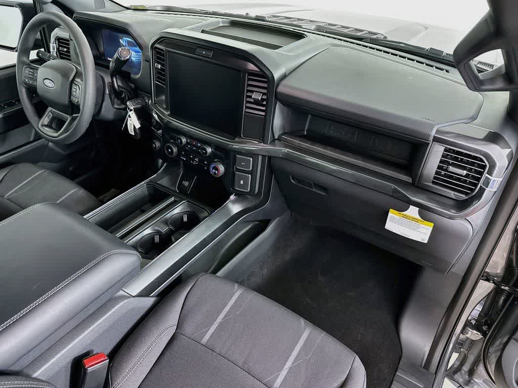 Ford F-150 STX 2026