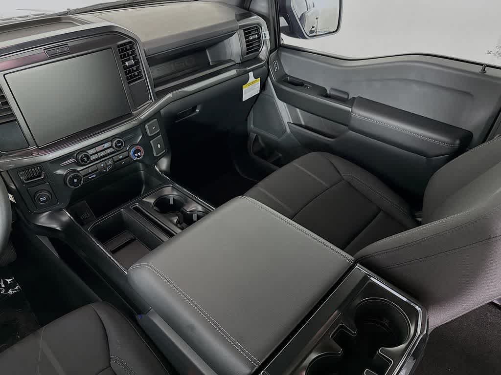 Ford F-150 STX 2026