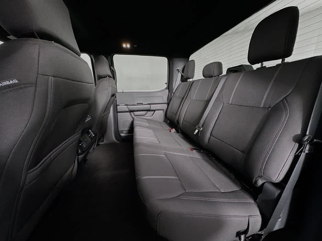 Ford F-150 STX 2026