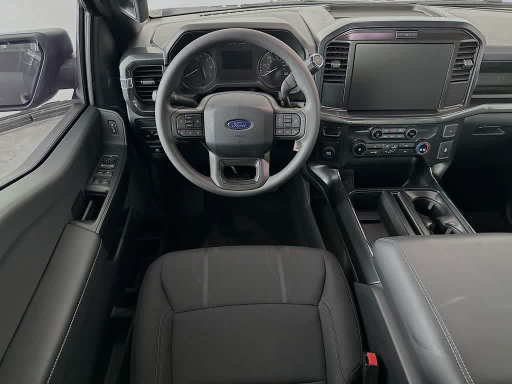 Ford F-150 STX 2026