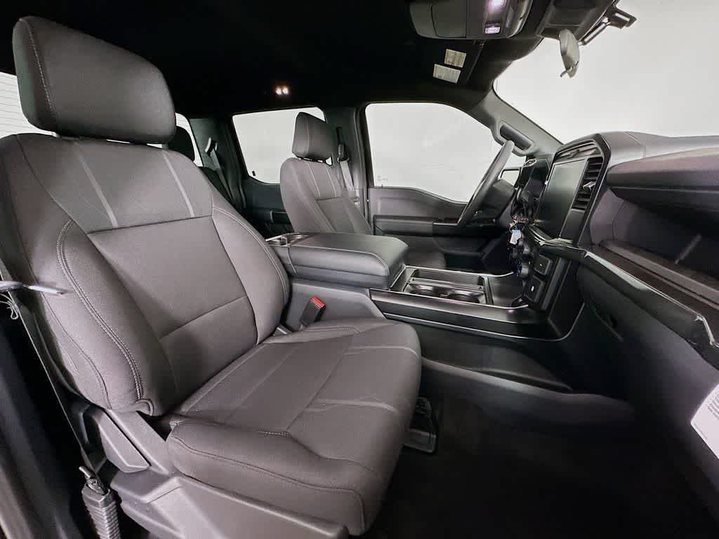 Ford F-150 STX 2026