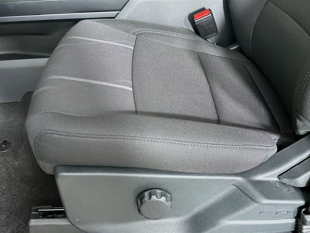 Ford F-150 STX 2026