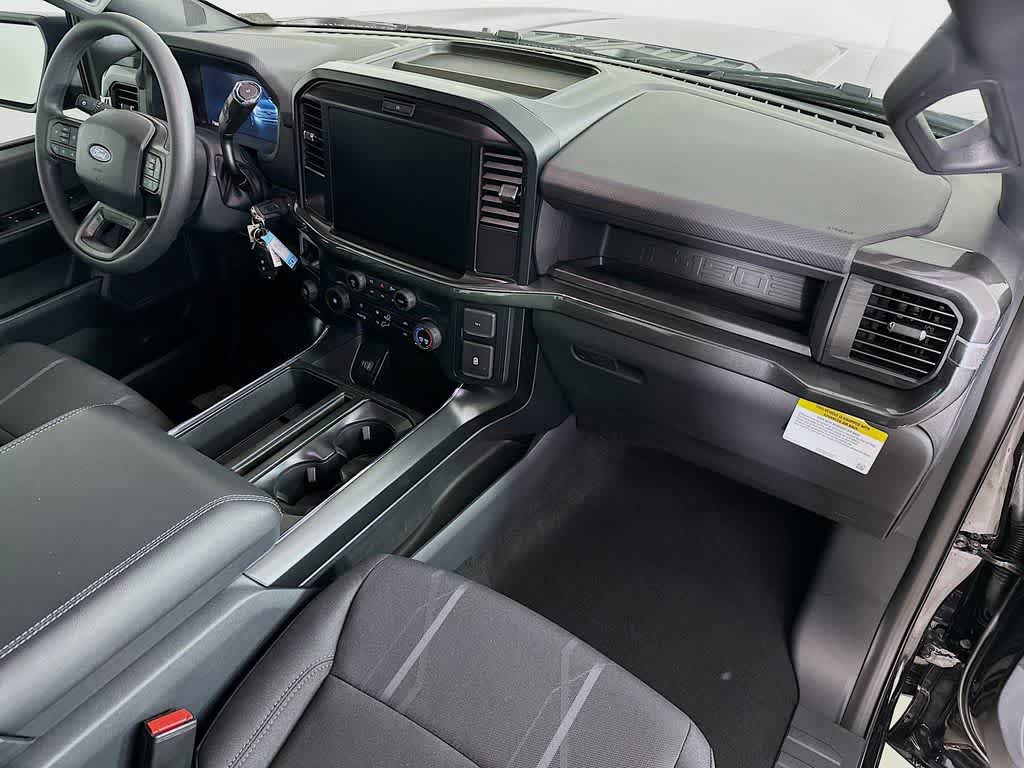 Ford F-150 STX 2026