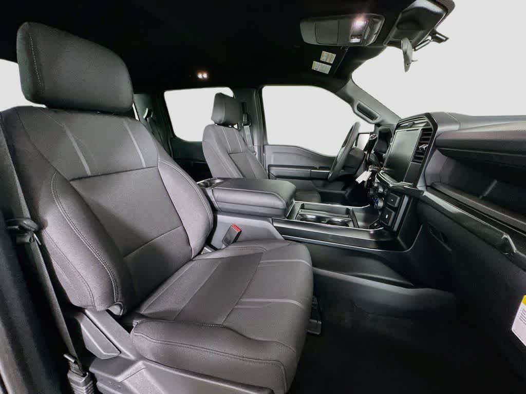 Ford F-150 STX 2026