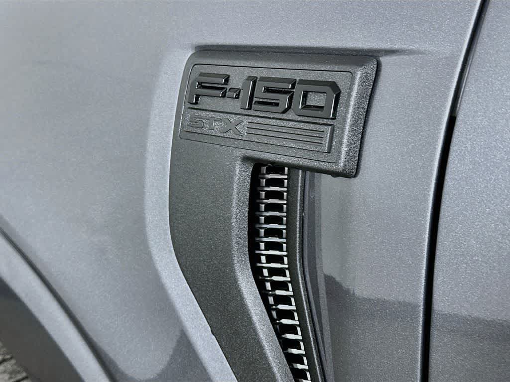 Ford F-150 STX 2026
