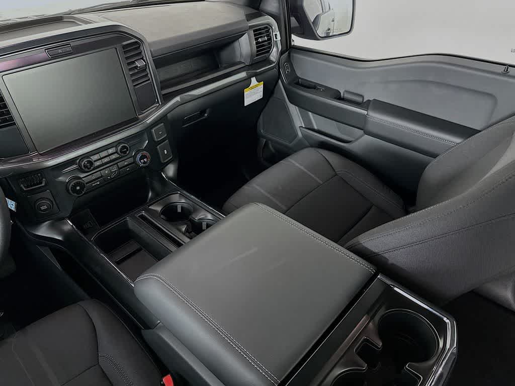 Ford F-150 STX 2026