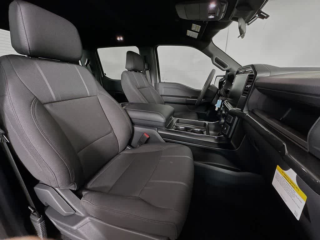 Ford F-150 STX 2026