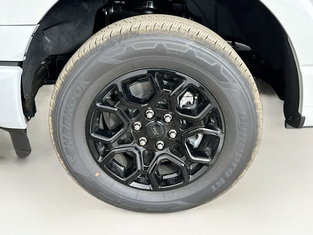 Ford F-150 STX 2026