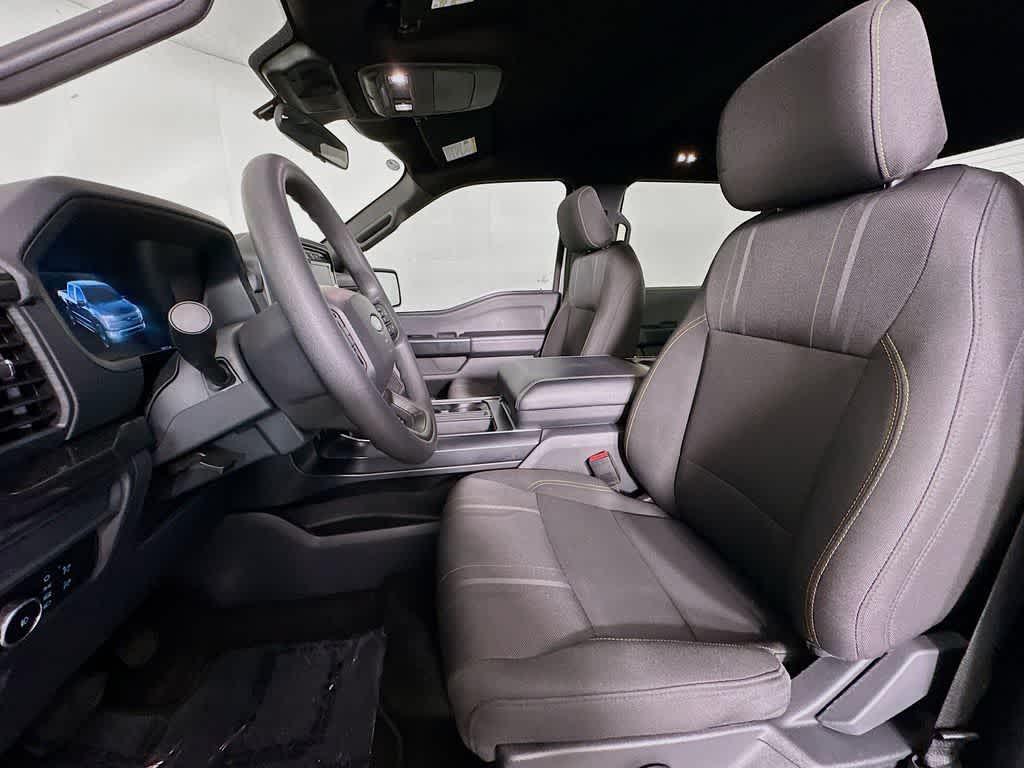 Ford F-150 STX 2024