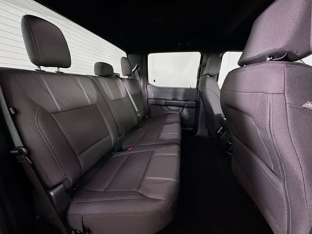 Ford F-150 STX 2026