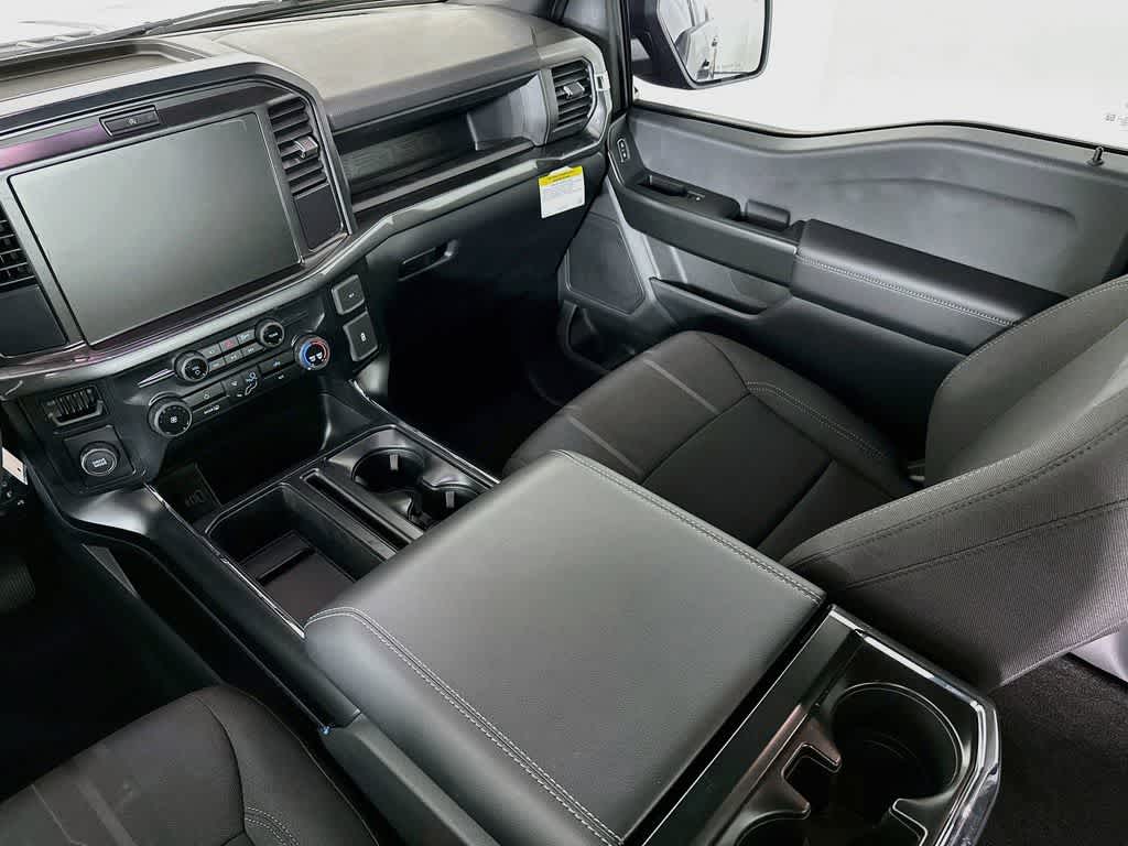 Ford F-150 STX 2026