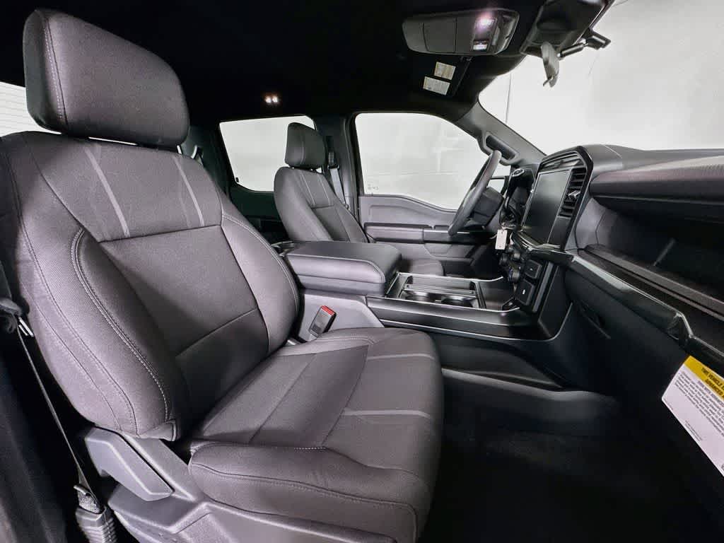 Ford F-150 STX 2026