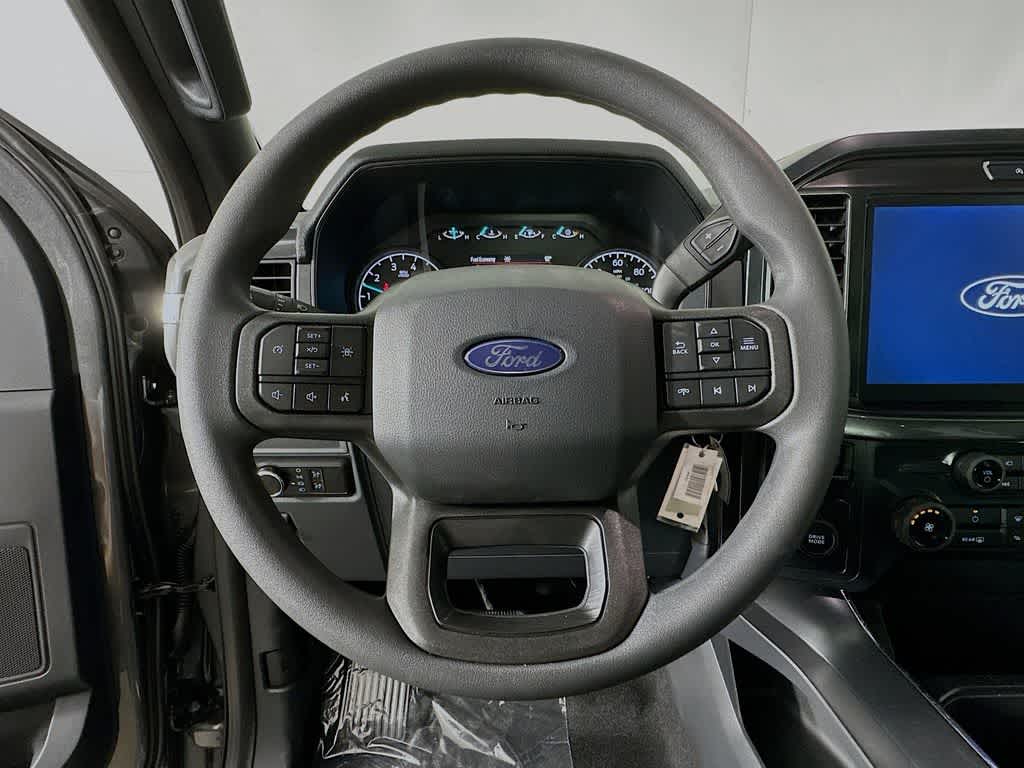 Ford F-150 STX 2026