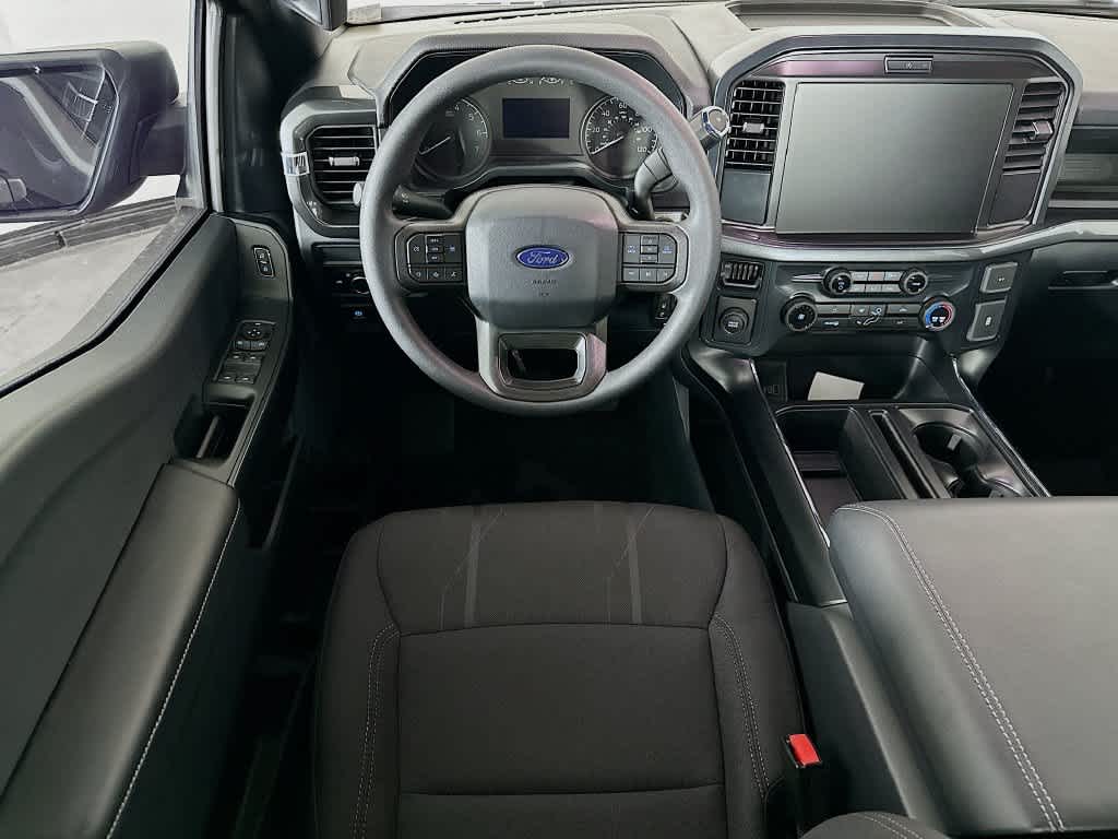 Ford F-150 STX 2026