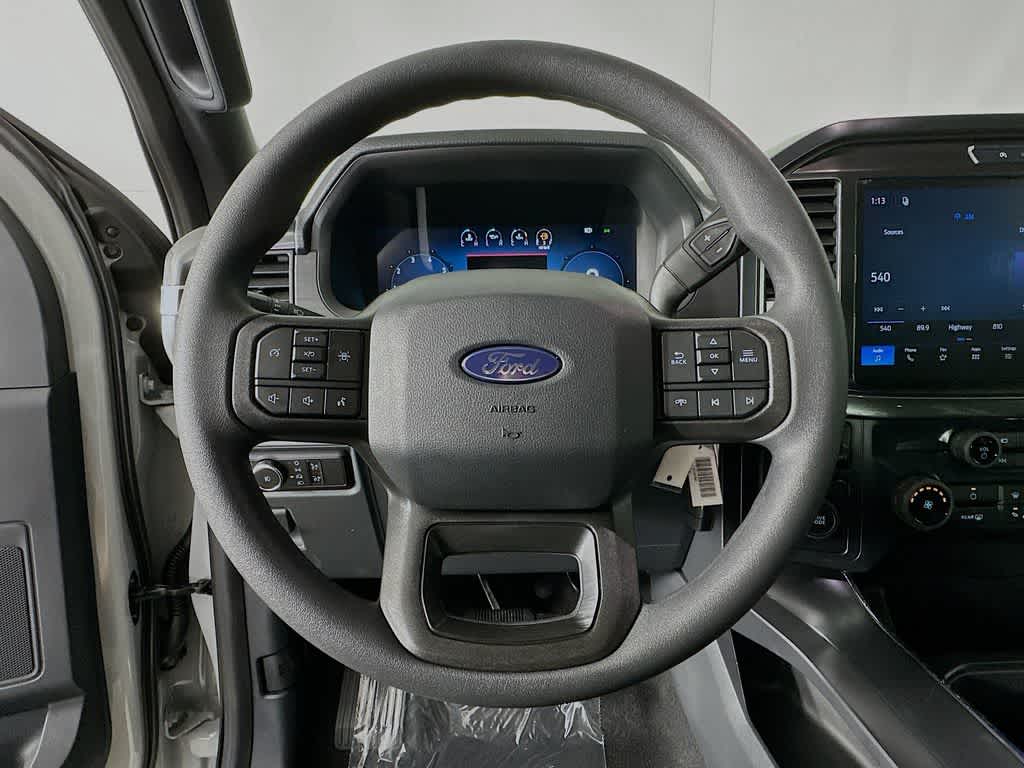 Ford F-150 STX 2026