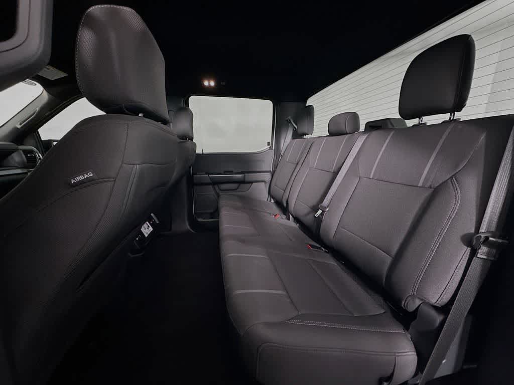 Ford F-150 STX 2026