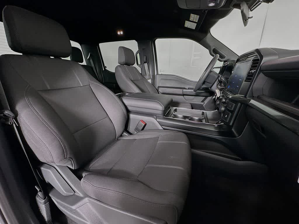 Ford F-150 STX 2026