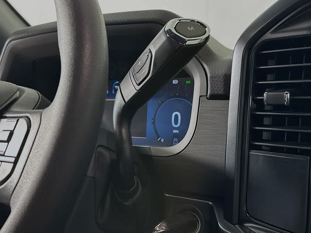 Ford F-150 STX 2026