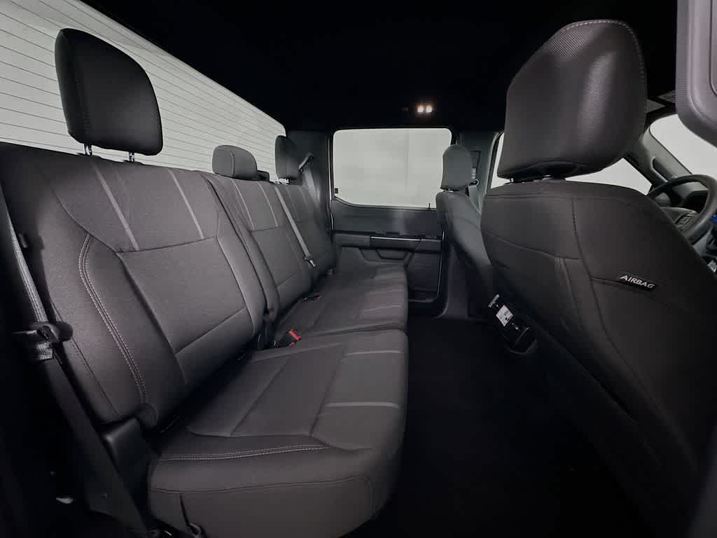 Ford F-150 STX 2026