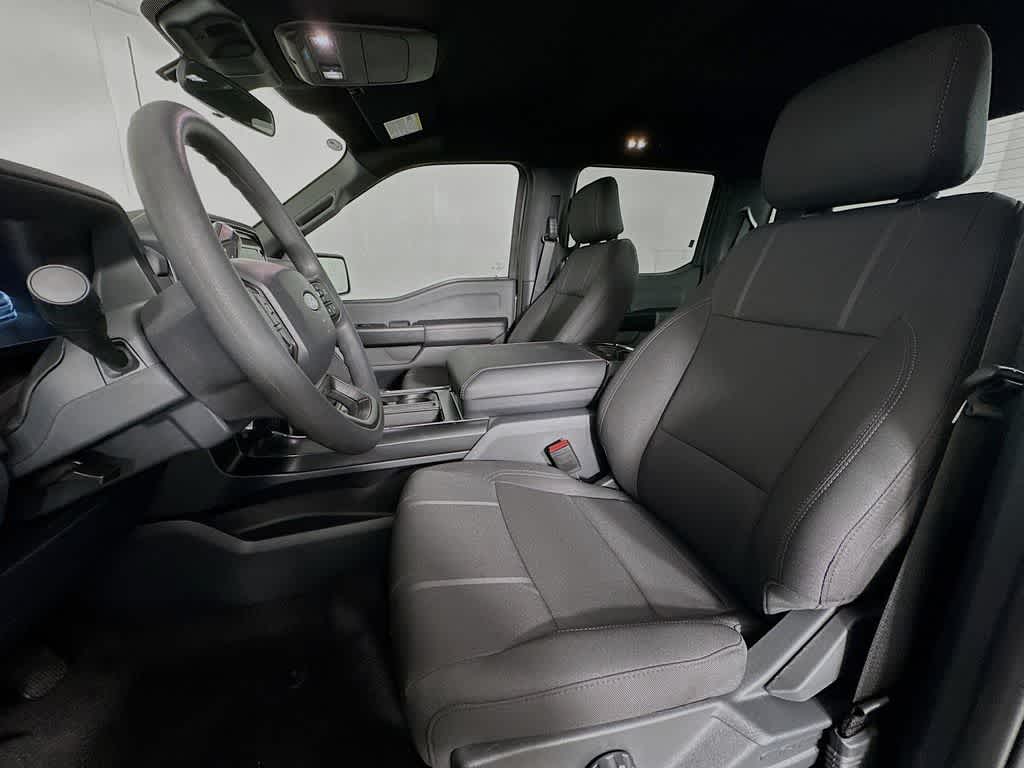 Ford F-150 STX 2026