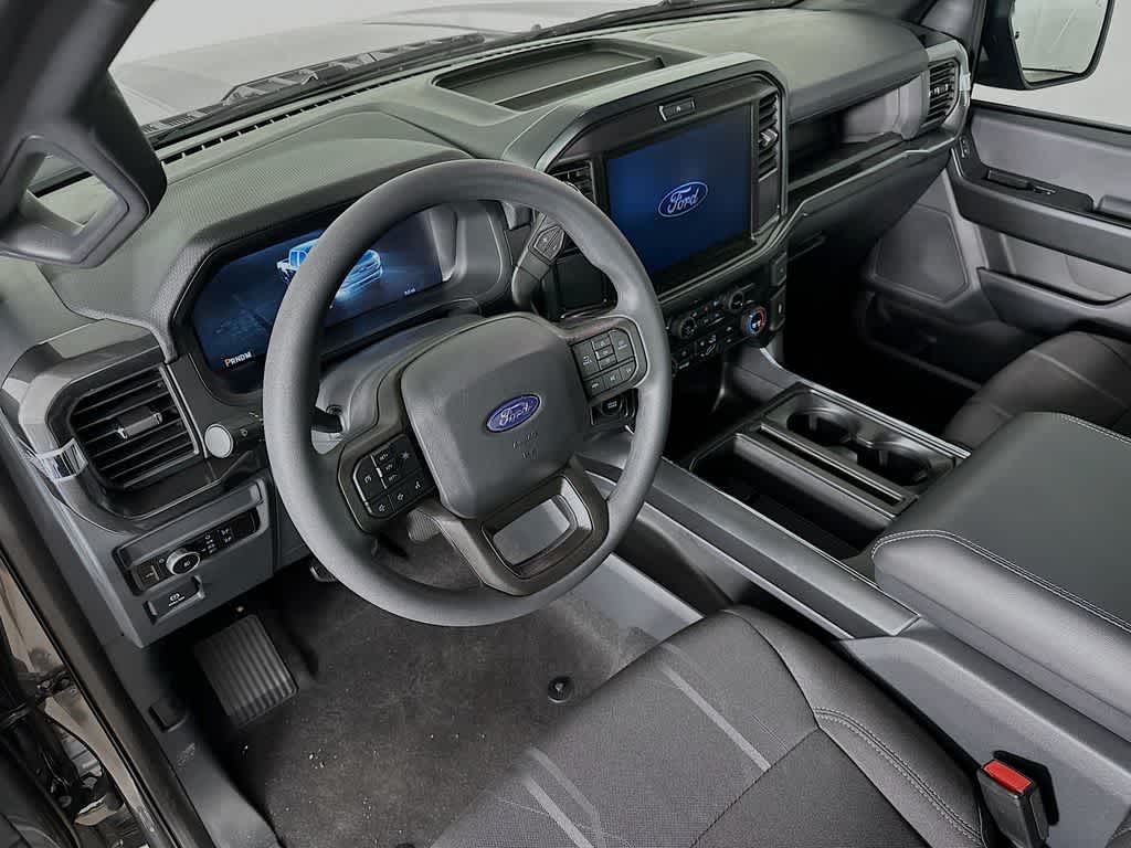 Ford F-150 STX 2026