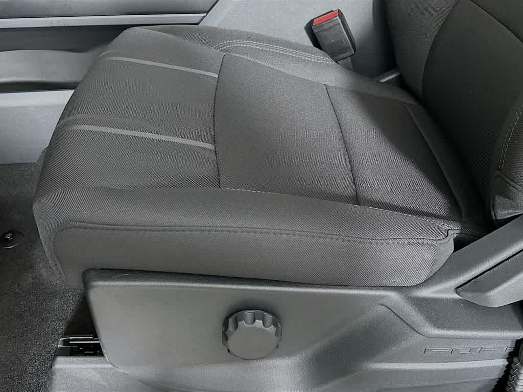 Ford F-150 STX 2026