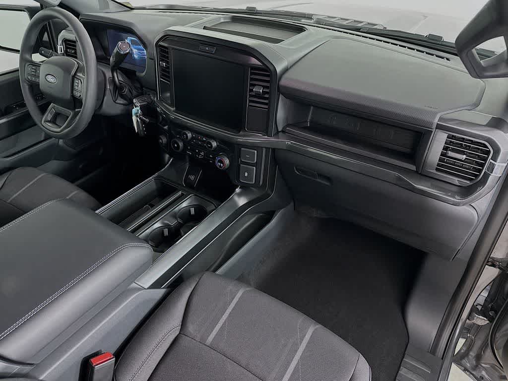 Ford F-150 STX 2026