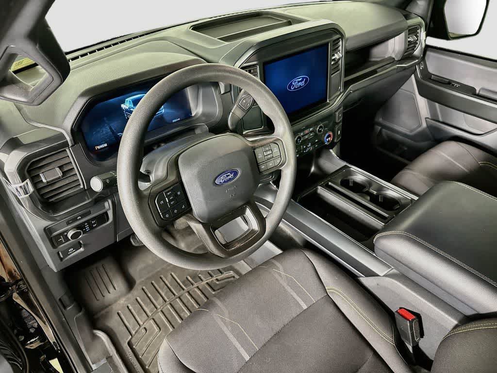 Ford F-150 STX 2025