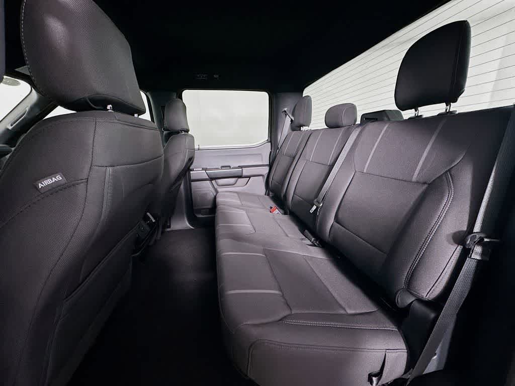 Ford F-150 STX 2026