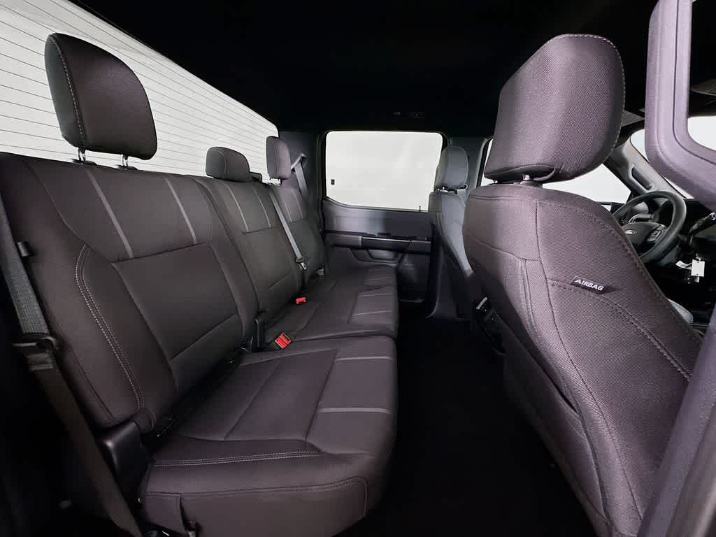 Ford F-150 STX 2026