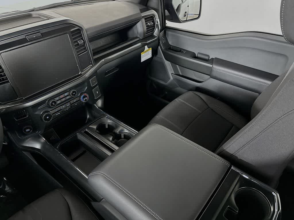 Ford F-150 STX 2026