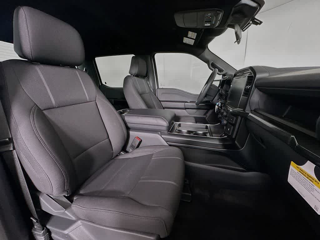 Ford F-150 STX 2026