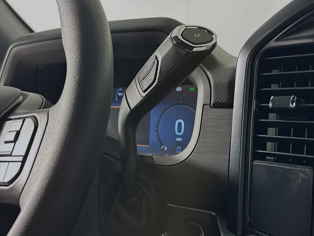 Ford F-150 STX 2026