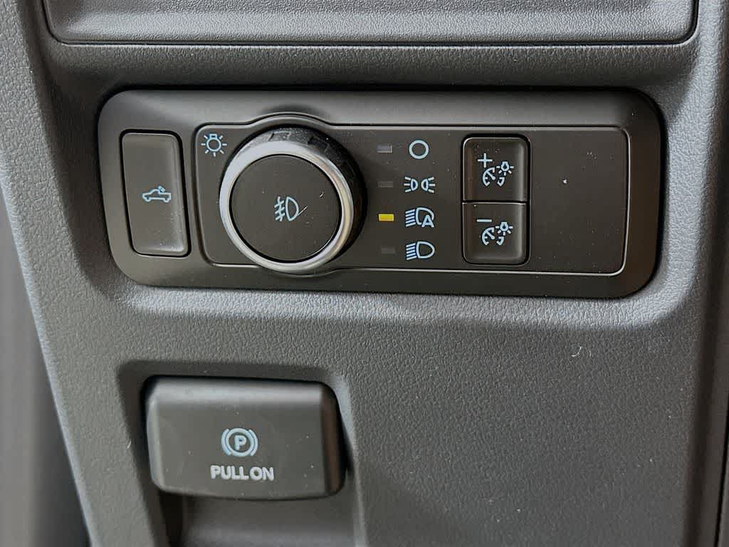 Ford F-150 STX 2026