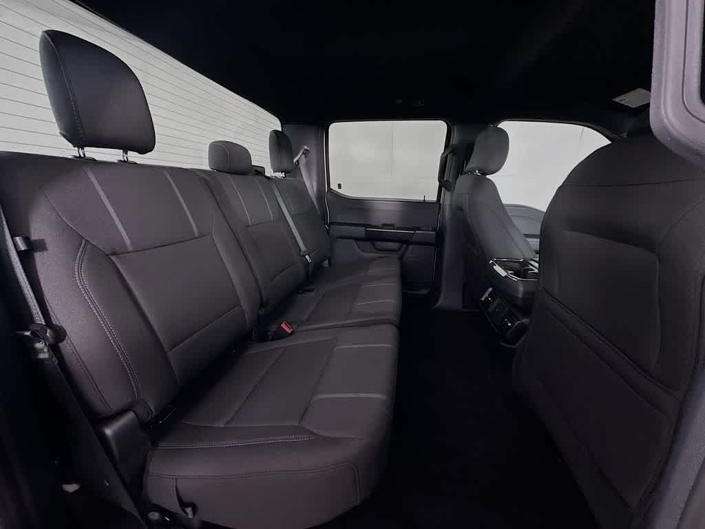 Ford F-150 STX 2026
