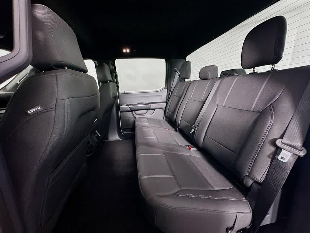 Ford F-150 STX 2026