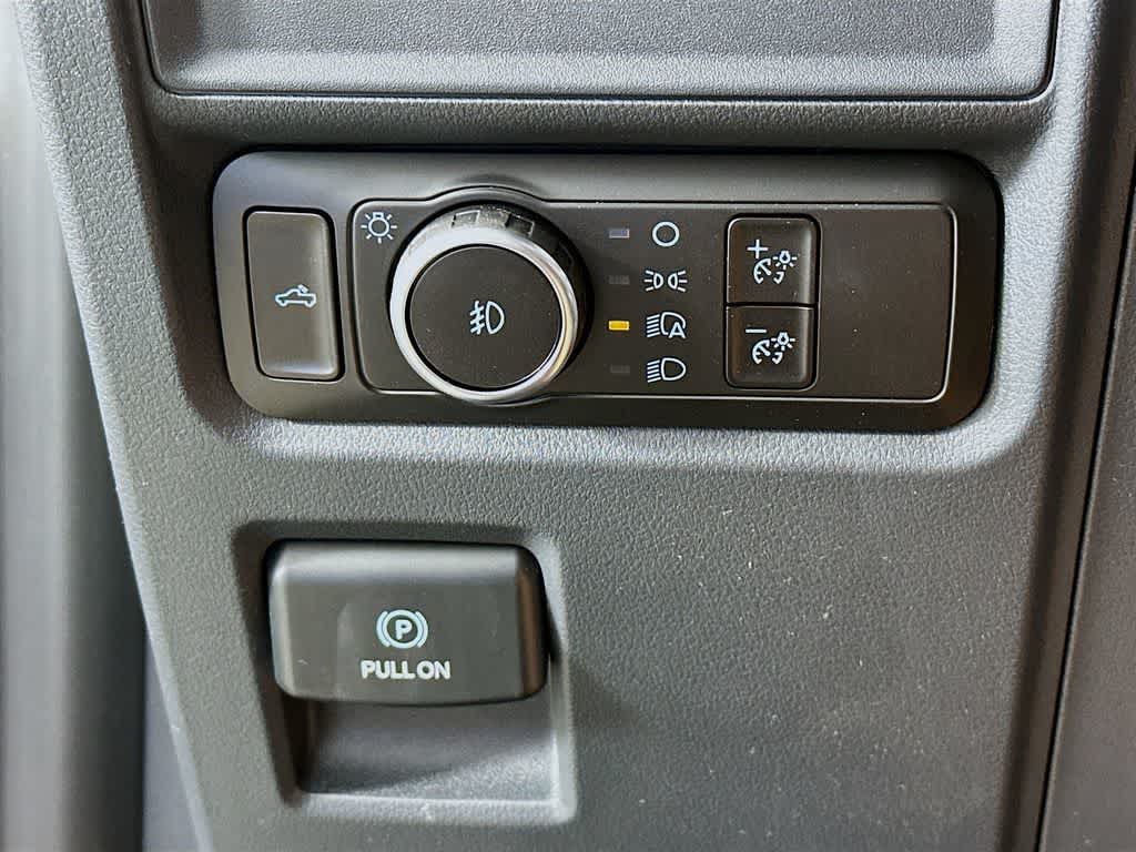 Ford F-150 STX 2026