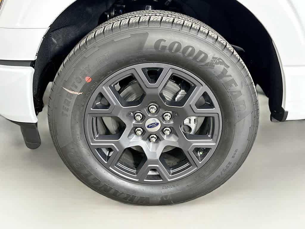 Ford F-150 STX 2026