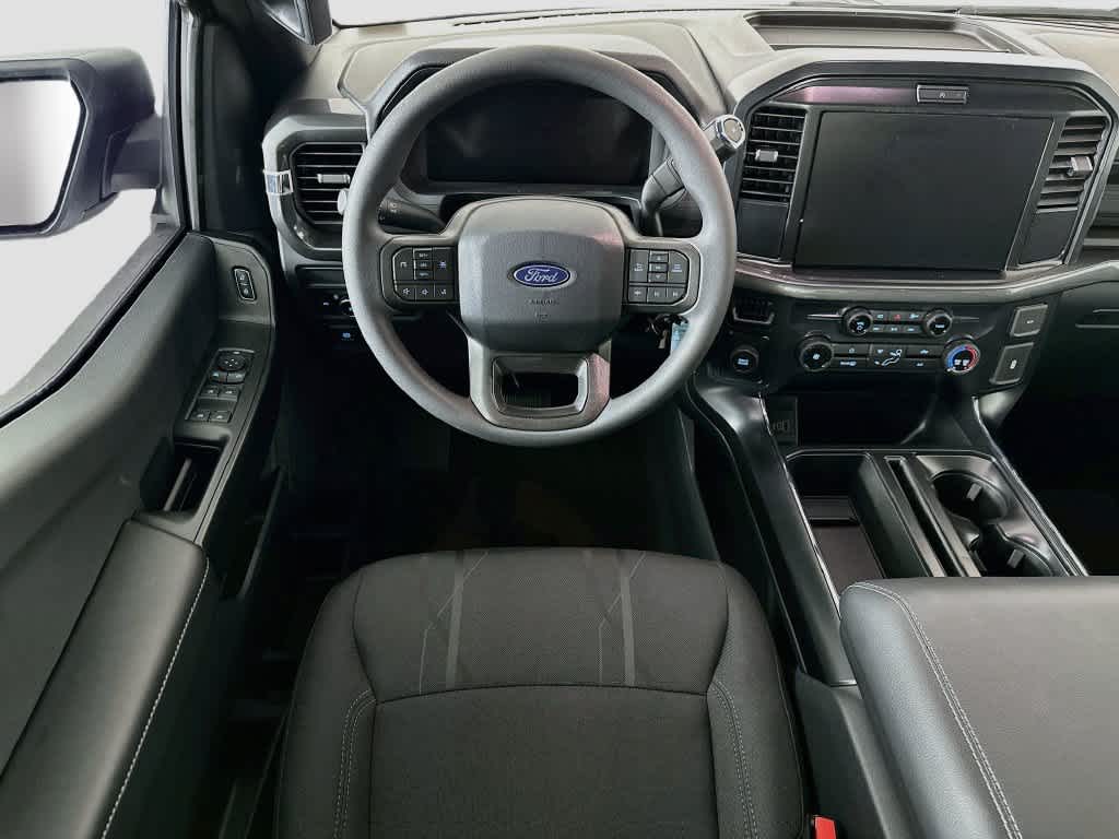 Ford F-150 STX 2026