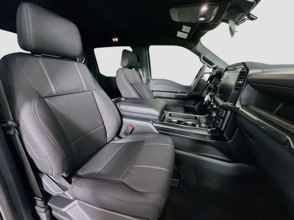 Ford F-150 STX 2026