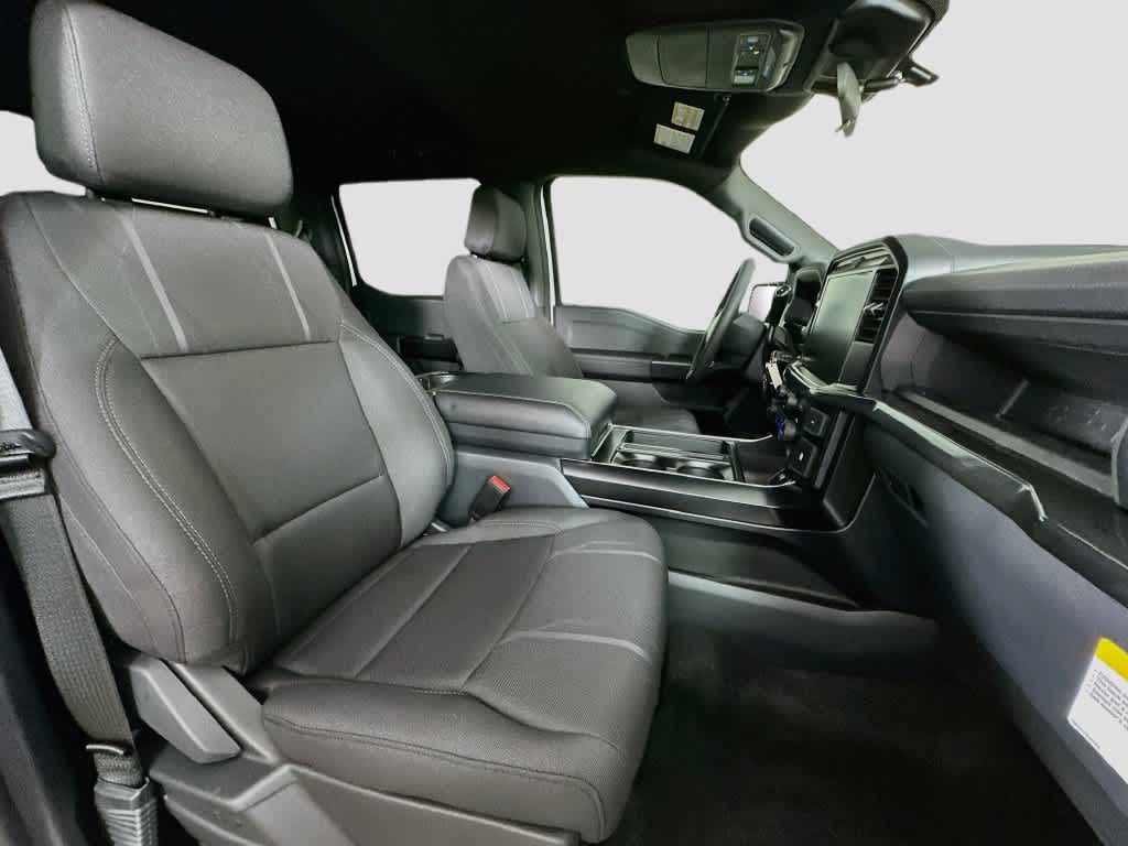 Ford F-150 STX 2026