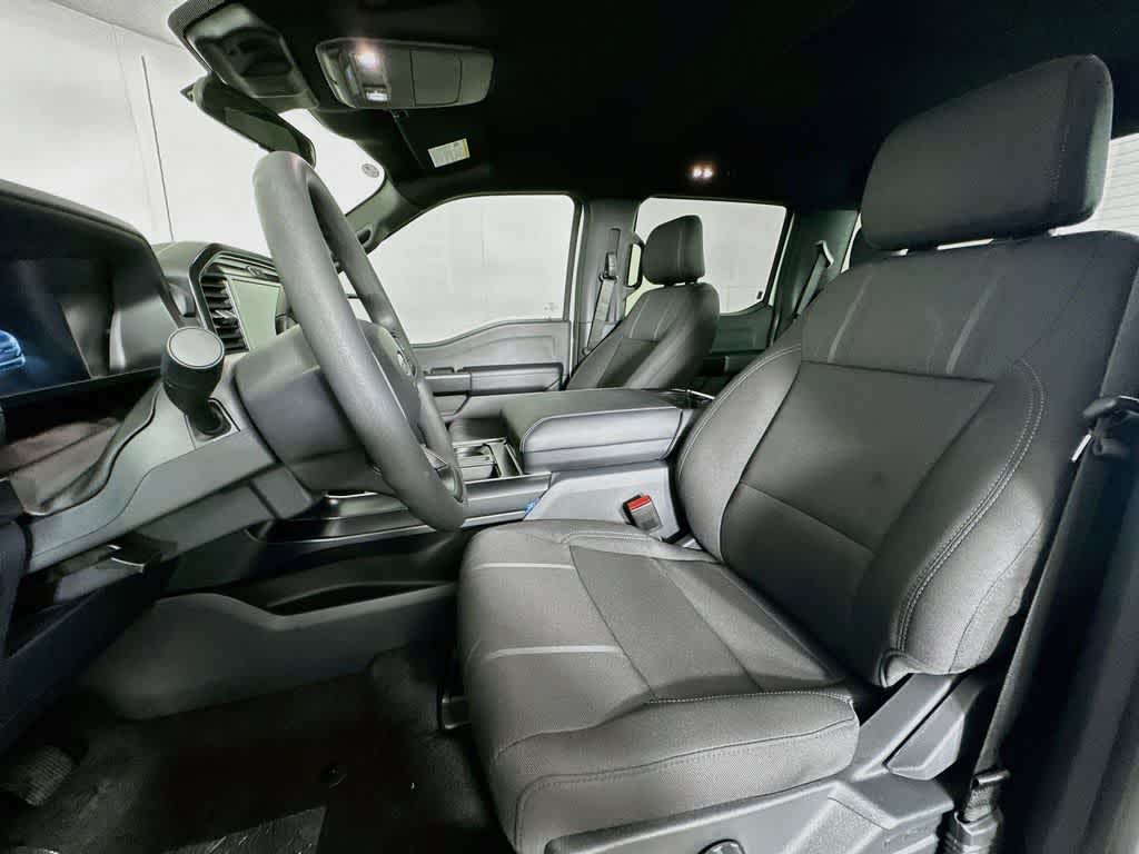 Ford F-150 STX 2026