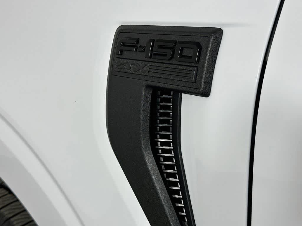 Ford F-150 STX 2026
