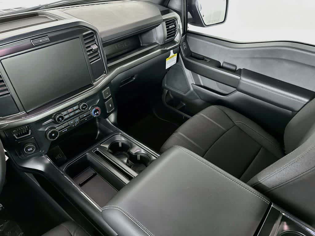 Ford F-150 STX 2026