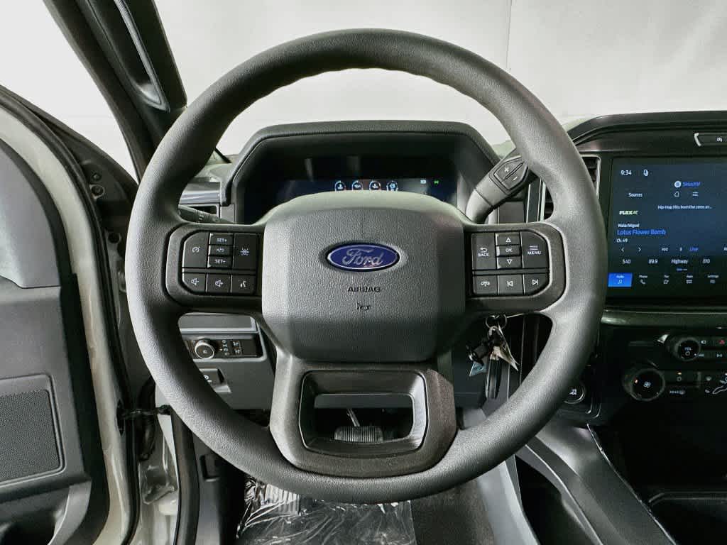 Ford F-150 STX 2026