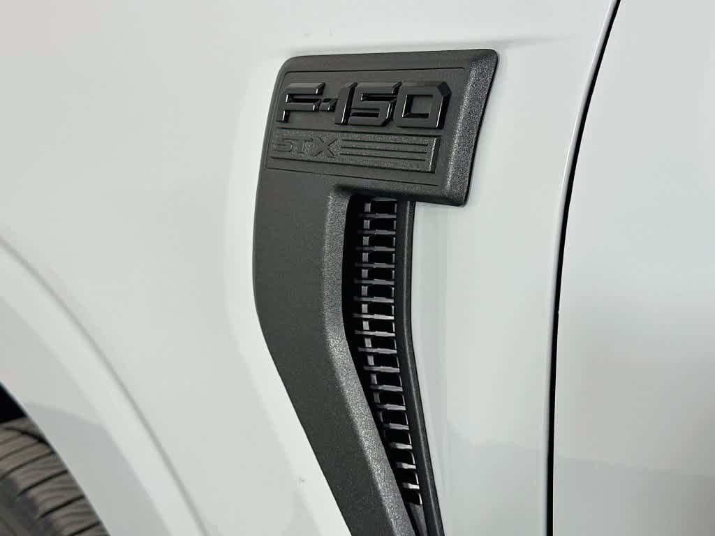 Ford F-150 STX 2026