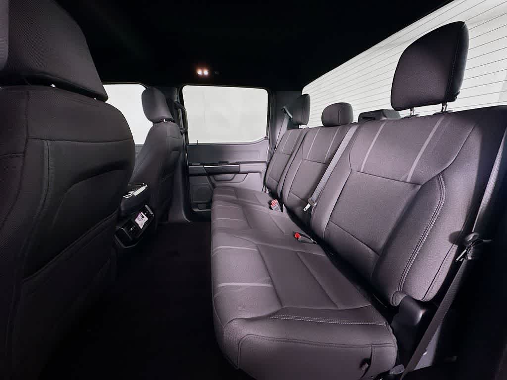 Ford F-150 STX 2026