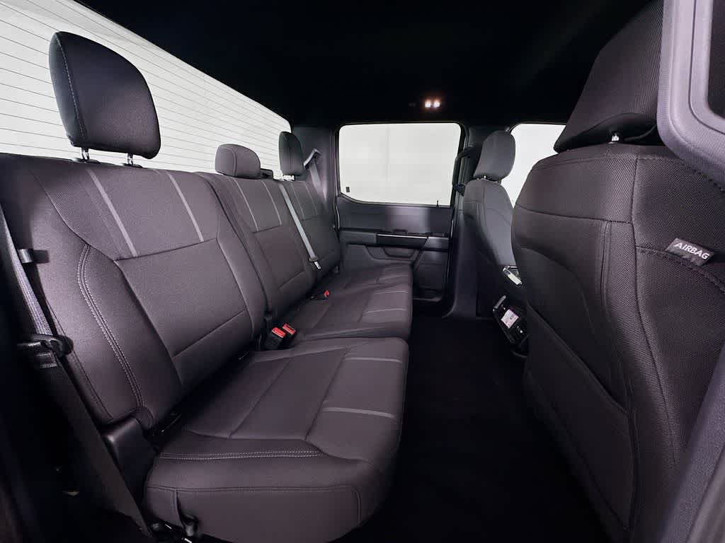 Ford F-150 STX 2026