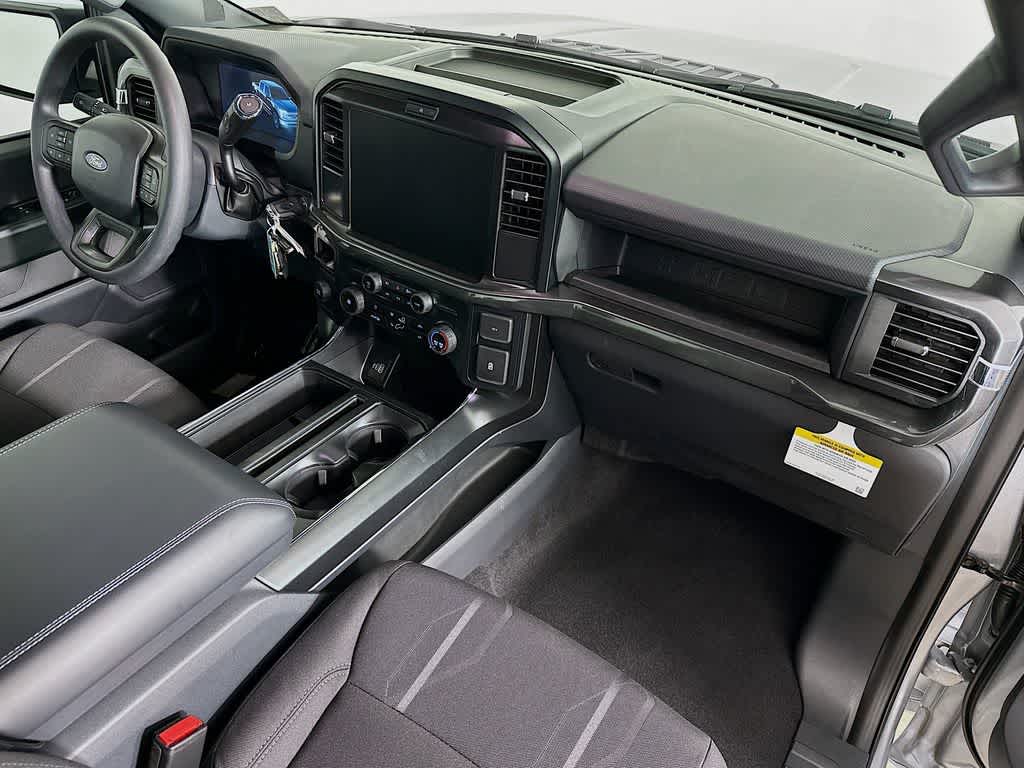 Ford F-150 STX 2026
