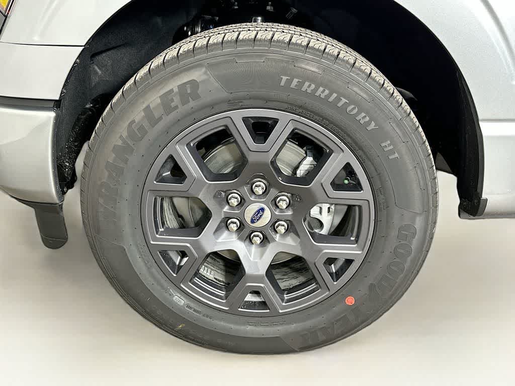 Ford F-150 STX 2026